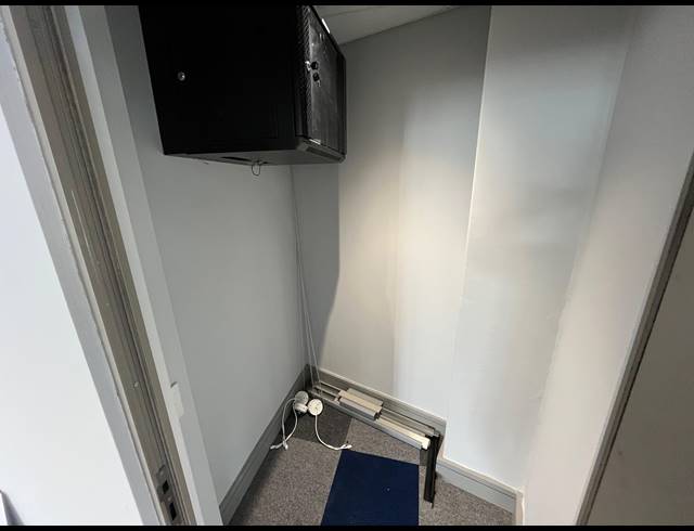 120M² OFFICE TO LET IN CENTURY CITY